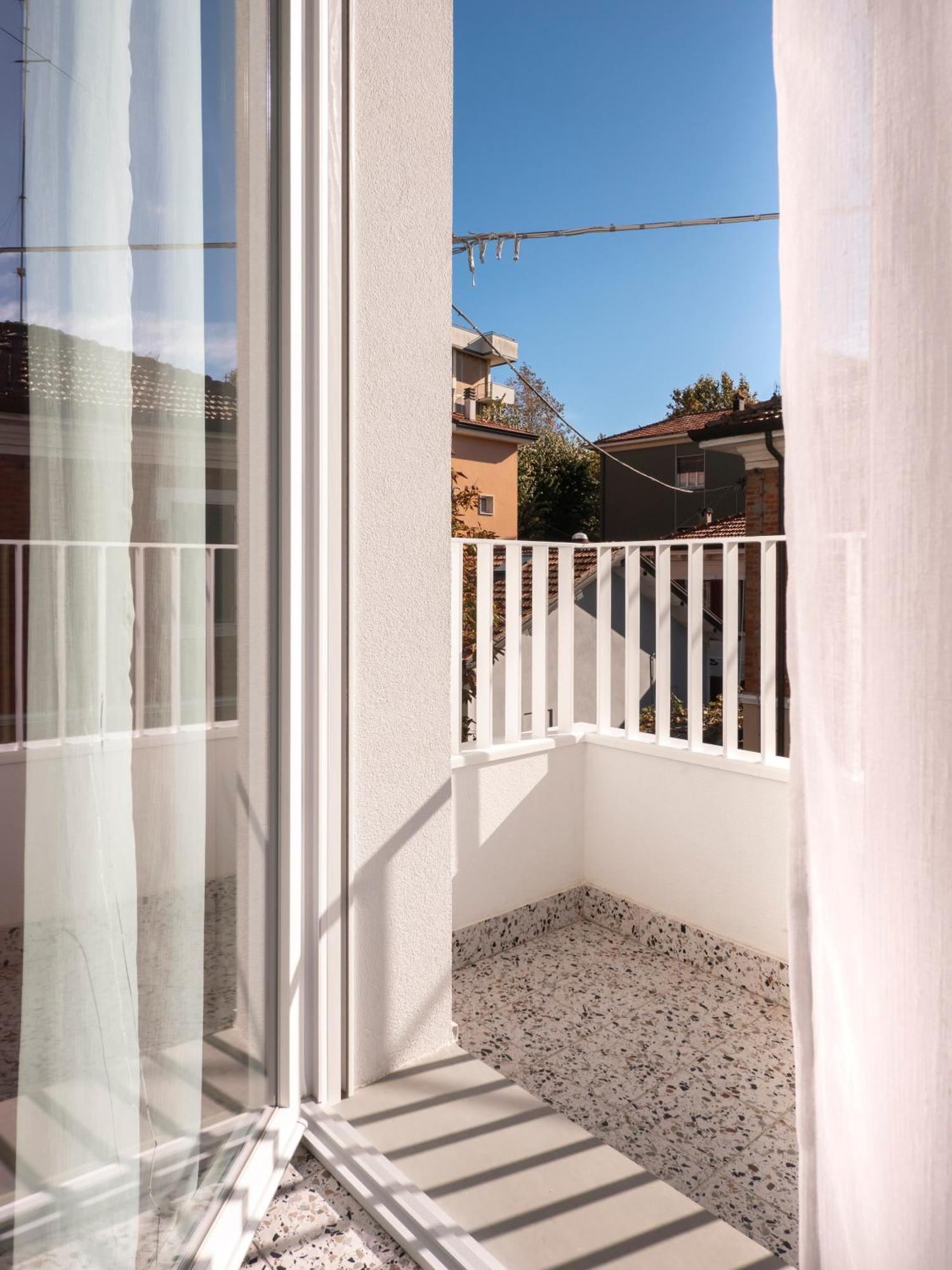 Zuara9Room Rimini Exterior photo