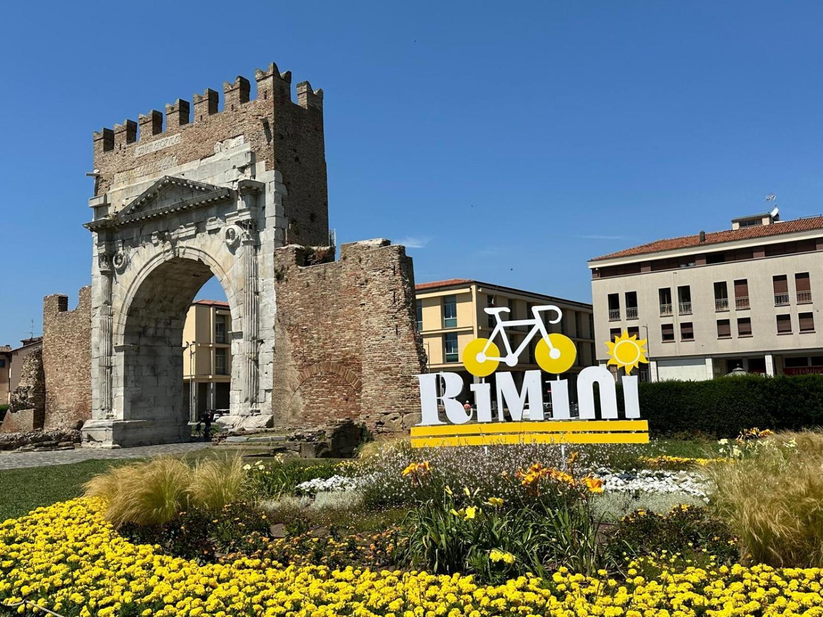 Zuara9Room Rimini Exterior photo